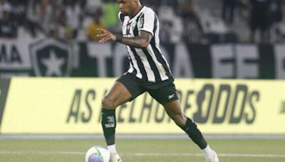 Júnior Santos tem mais jogos do que dez clubes da Série A, em 2024