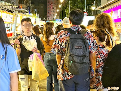 環團建議自備購物袋可折價 擴大減塑示範市場／提供願意配合政策攤商租金減免 加速推動減塑