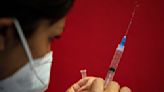 Chile avanza lento en la vacunación con dosis bivalente