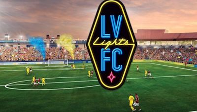 Las Vegas Lights signs veteran free agent midfielder Dre Fortune