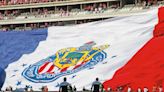 Chivas viaja a España con novedades de cantera para amistosos