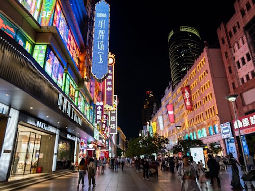 IN PHOTOS: Nanjing Road, where Shanghai's historic buildings meet skyscrapers