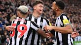 Newcastle cruise past 10-man Fulham following unusual red card