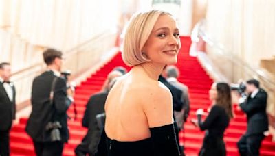 Carey Mulligan Wears This Daily Essential Sunscreen ‘Even When It’s Cloudy’