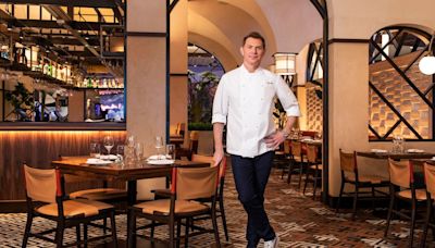 Bobby Flay’s Secret to Getting Into Any Restaurant