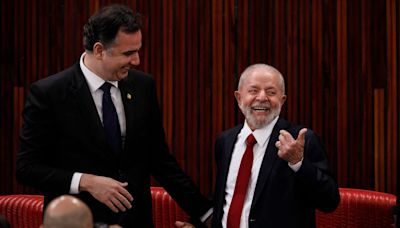 Pacheco diz que recebe 'com alegria' apoio de Lula em eventual candidatura ao governo de Minas em 2026