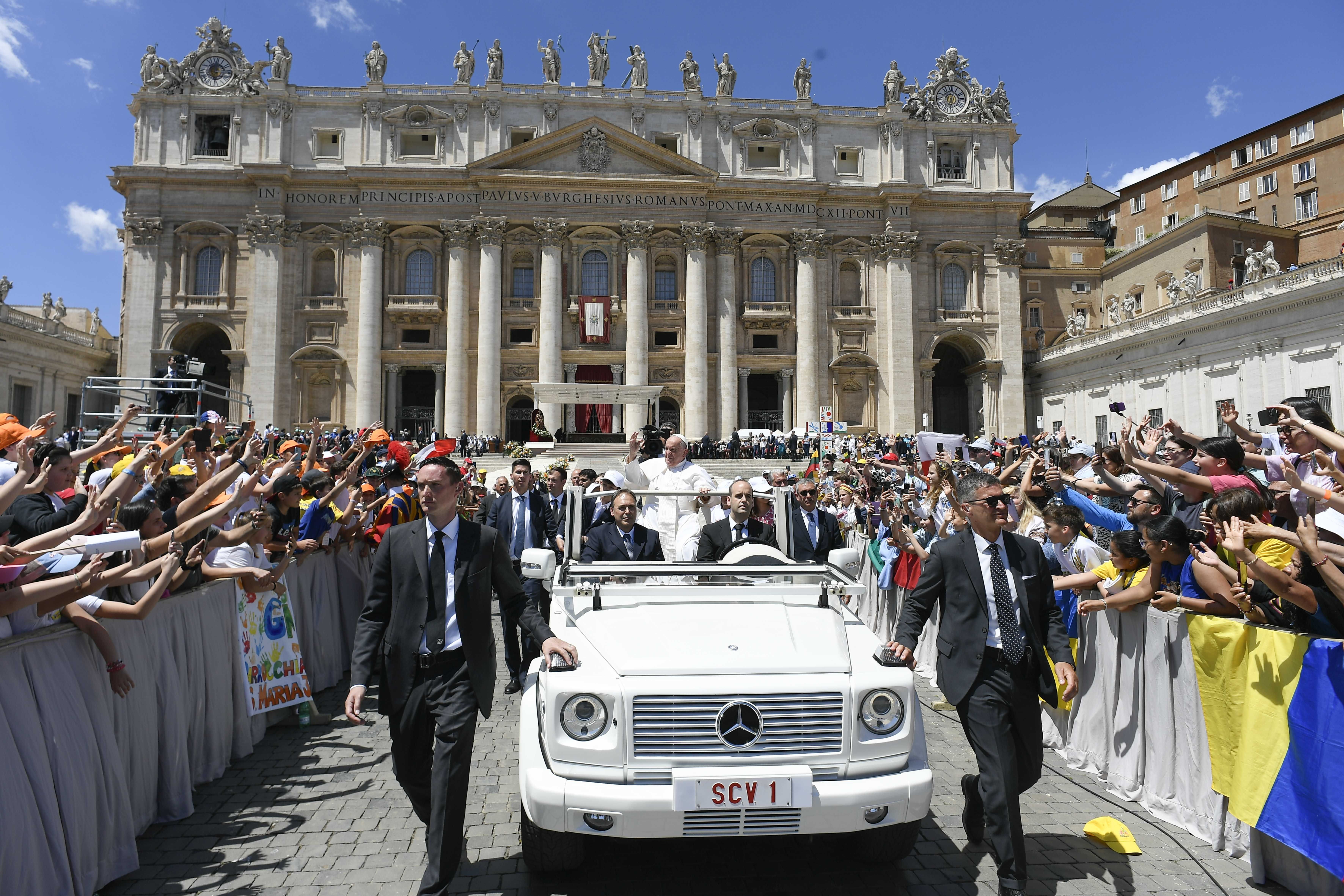 World Children's Day: Pope Francis instills key lesson on Holy Spirit at Mass with children