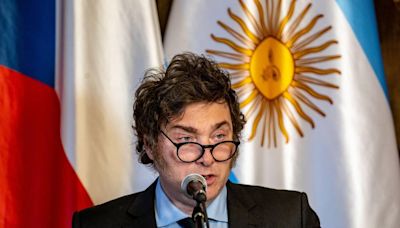 Javier Milei despide a casi 700 funcionarios del ex Ministerio de la Mujer en Argentina