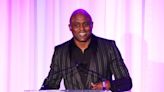 American Music Awards Host Wayne Brady Talks Beyoncé and Explains Why He’s ‘Not a Swiftie’