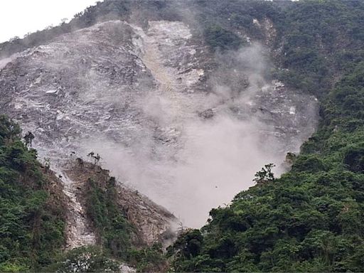 花蓮連2震「崇德山區驚見山崩」 土石傾瀉而下畫面曝光