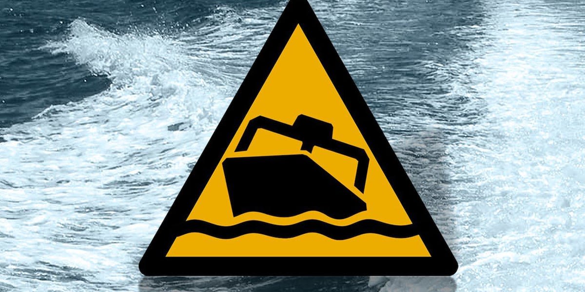 One dead after boat capsizes in Ochlockonee Bay on Memorial Day in Wakulla County