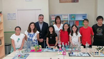 El equipo de gobierno anima al equipo de 5º de Primaria del CEIP Joaquín María López, finalista del concurso UP!Steam5 de la Universidad Politécnica de Valencia