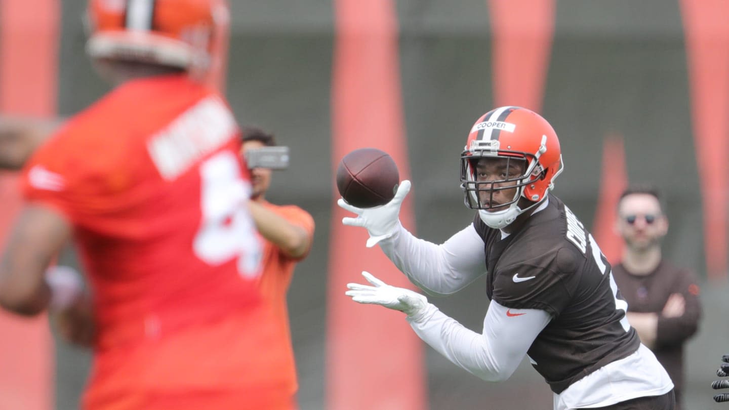 Browns Deshaun Watson Has Reassuring Thoughts On Amari Cooper Situation