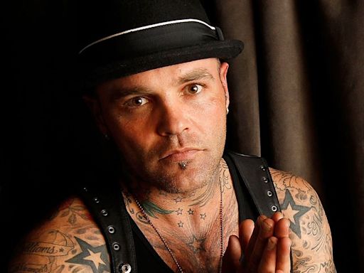 Crazy Town Frontman And 'Butterfly' Singer Shifty Shellshock Dead At 49