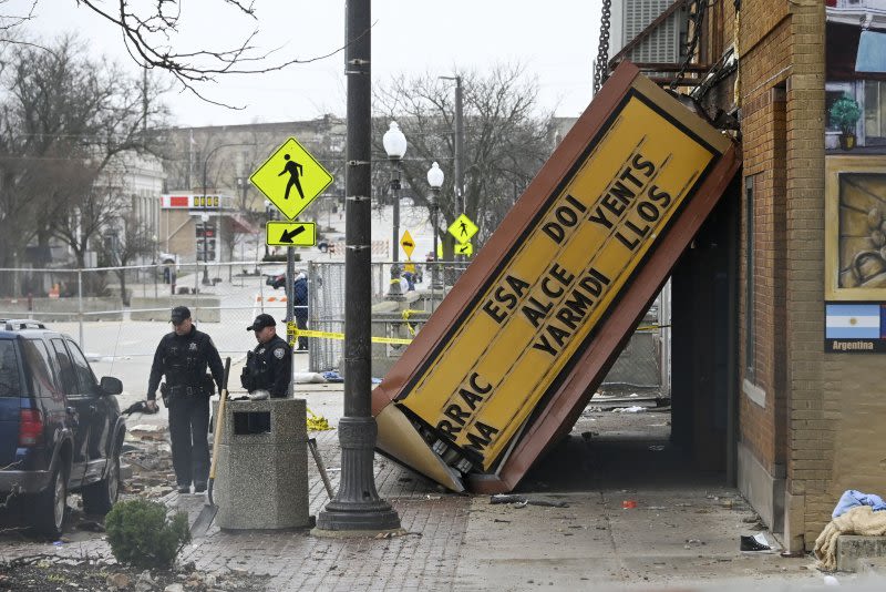 More severe weather threatens U.S. this week