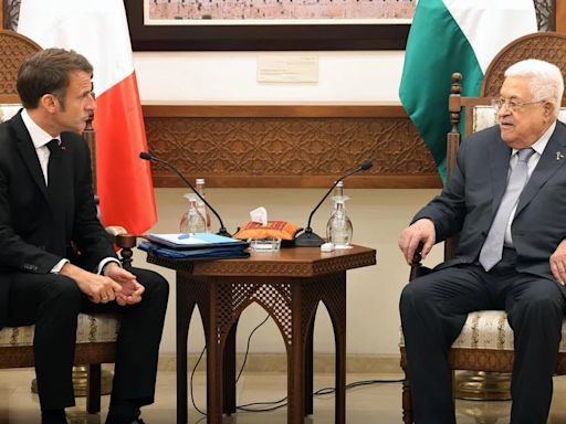 Macron pide a Abbas "reformas esenciales" dentro de la Autoridad Palestina
