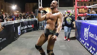 Alberto del Río, hijo, anuncia una función gratuita de lucha en SLP