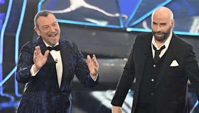 Caso John Travolta a Sanremo 2024: la Rai ha chiesto il risarcimento danni