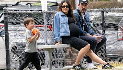 Jenna Dewan shows off her baby bump while enjoying a fun park day