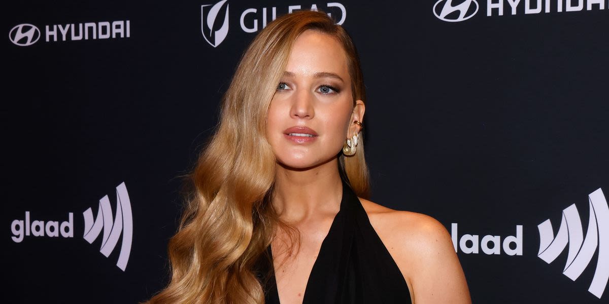 Jennifer Lawrence Attends GLAAD Awards in Plunging Black Dress