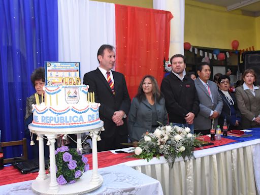 Escuela República de Cuba, 100 años educando a la niñez - El Diario - Bolivia