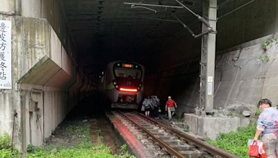 台鐵傳列車出軌前已拍到土石流卻未通報 花檢要查