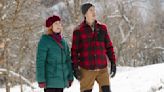 Brittany Snow and Justin Long Charm in Hilarious Christmas with the Campbells Trailer