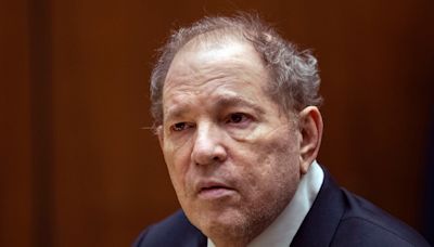 Una corte de Nueva York anuló la condena por abuso contra Harvey Weinstein en el emblemático juicio del movimiento #MeToo