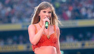 Taylor Swift Fans Lose It Over '1989' Outfit Marking an Eras Tour First