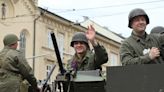 Thousands turn out in Czech city to honor American and Belgian liberators from World War II