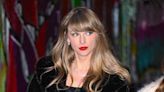 Taylor Swift Quietly Slips Into the Audience of Cara Delevingne's 'Cabaret'