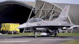 Milei firmó con Dinamarca la compra de 24 aviones F-16