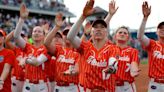 Florida softball survives Alabama to advance to WCWS semifinals