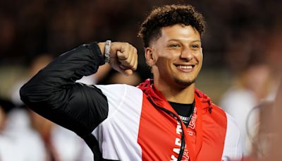 Patrick Mahomes Brought TV to Chiefs Training Camp to Play EA College Football 25