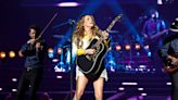 Carly Pearce Diagnosed with Heart Condition, Will ‘Alter’ Shows ‘A Little Bit’