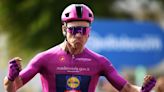 Giro d'Italia: Jonathan Milan powers to stage 11 sprint victory ahead of relegated Tim Merlier