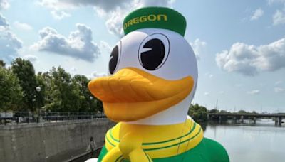 Oregon Trolled Everyone at First Big Ten Media Day With Huge Inflatable Duck in River