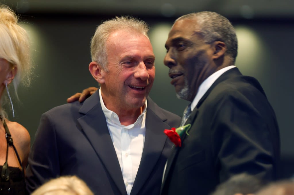 John Taylor speaks strongly on Purdy, Aiyuk, 49ers at Bay Area Sports Hall of Fame