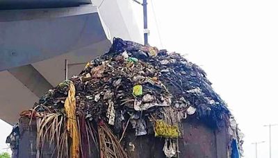 Improper garbage transportation in Faridabad
