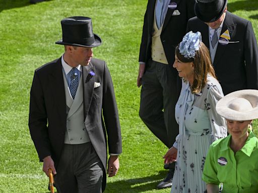 Kate Middleton : ce fond d'écran de téléphone de sa mère Carole qui en dit long sur sa relation avec William