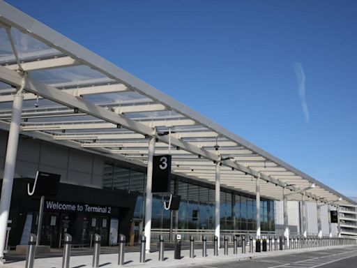 Holiday goers urged not to go to airport after "major power cut" causes chaos