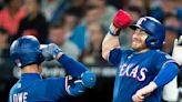 Rangers batean 3 jonrones, aplastan 10-0 a Azulejos y enhebran su 5to triunfo