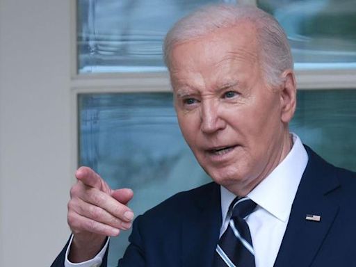 Biden emite una orden ejecutiva para restringir la entrada y el asilo de migrantes indocumentados en EE.UU.