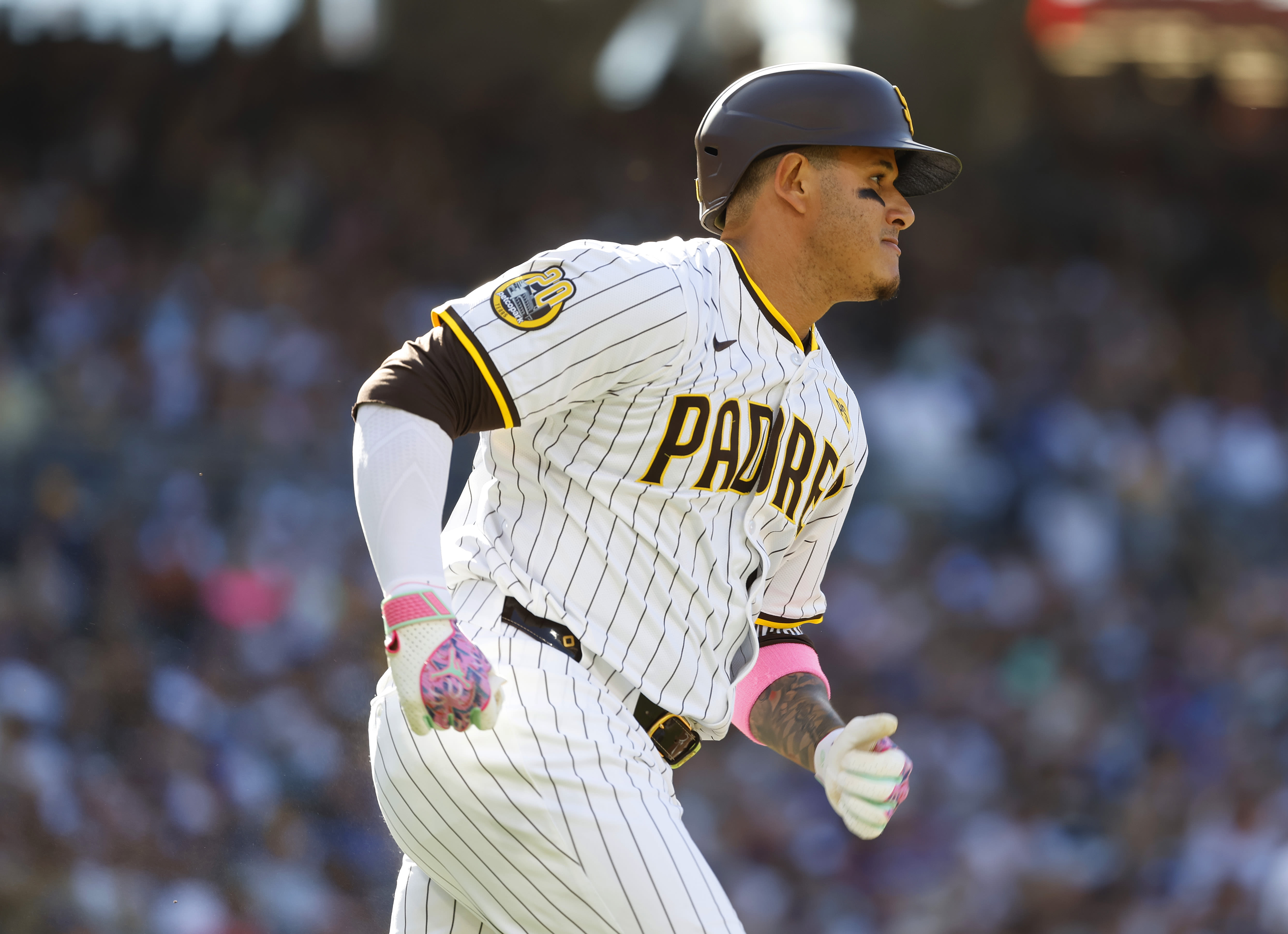 Padres pregame: Manny Machado back from paternity leave, at third base for the first time