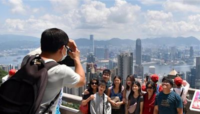 我提升赴陸港澳旅遊警示 港府批政治操弄、抹黑香港 - 兩岸