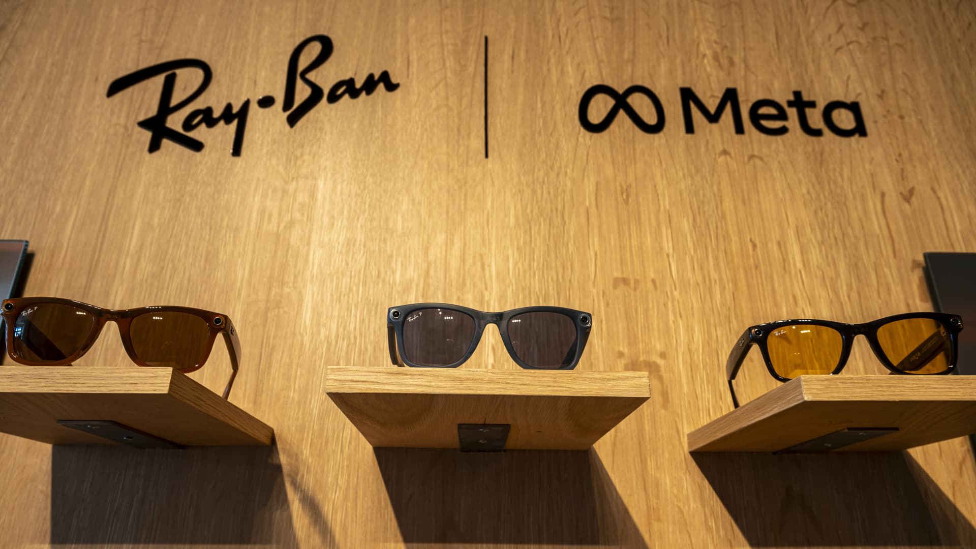 Meta eyes a small stake in Ray-Ban maker. Why Jim Cramer says it's a big deal