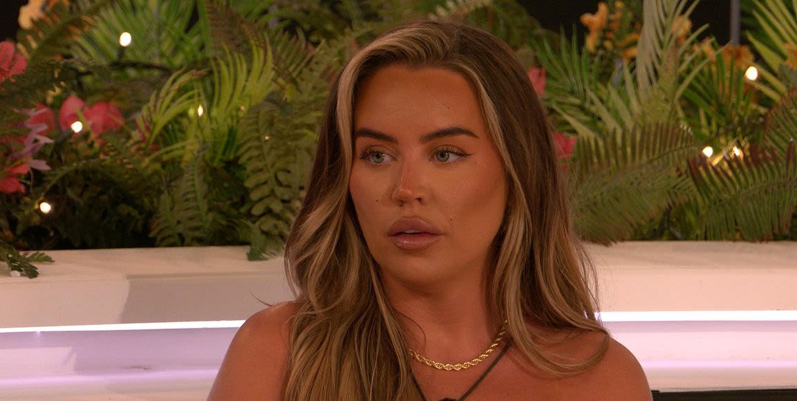 Love Island star Samantha Kenny breaks silence on being dumped