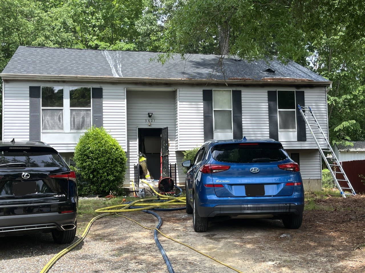 Bedroom of Chesterfield home catches fire