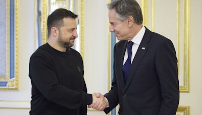 US-Außenminister zu Besuch in Kiew: "Weitere Hilfe wird kommen"