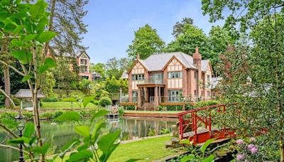The 'secret' house in Greater Manchester that comes with its own lake
